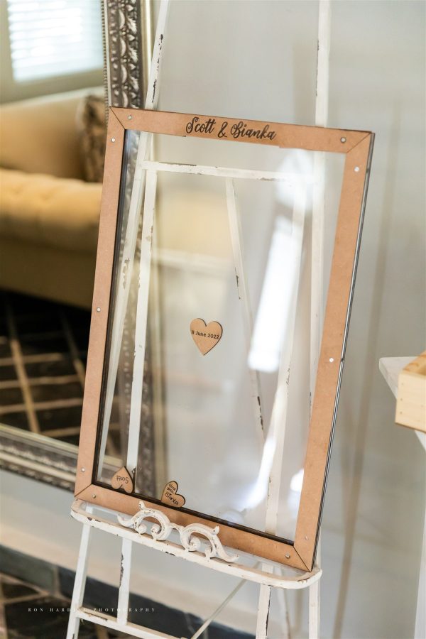 Transparent Drop-Down Guestbook